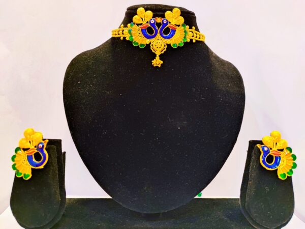 Jora Moyur Choker