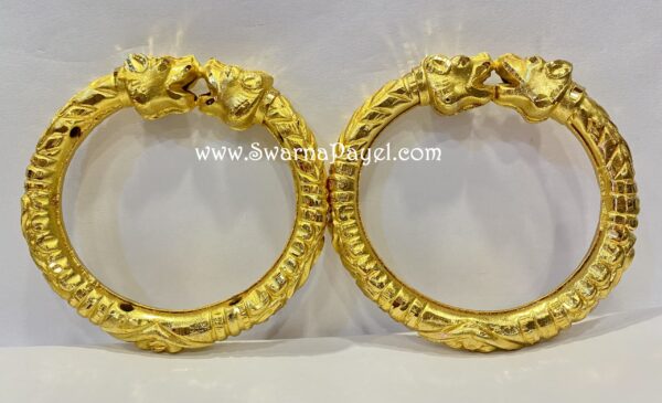 Baag mukh bala (pair)