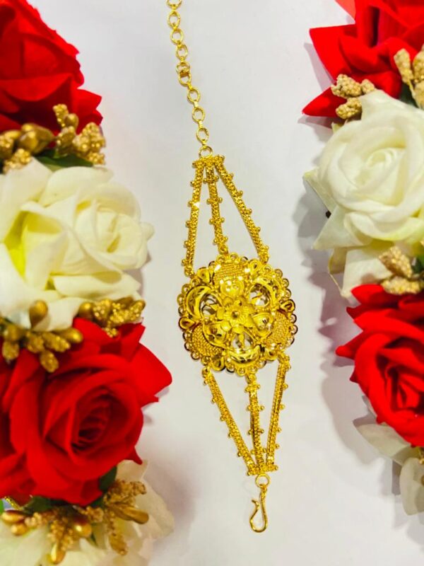 Gold replica Glory Mantasha