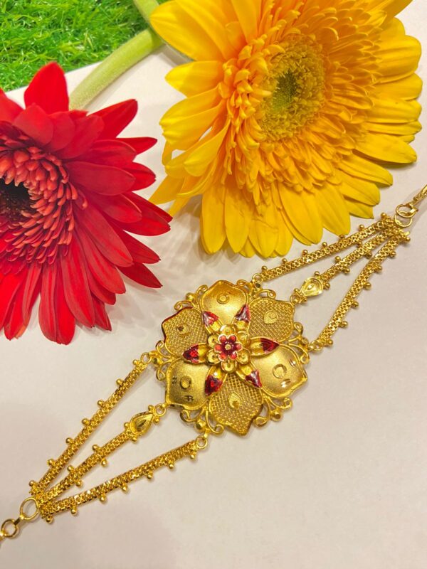 Tri Petal Mantasha