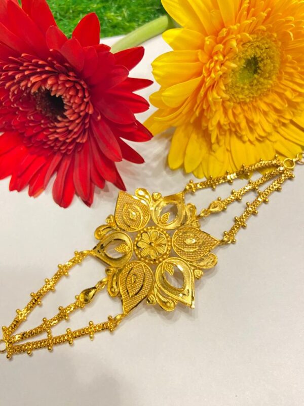 Gold replica Gorgeous Mantasha