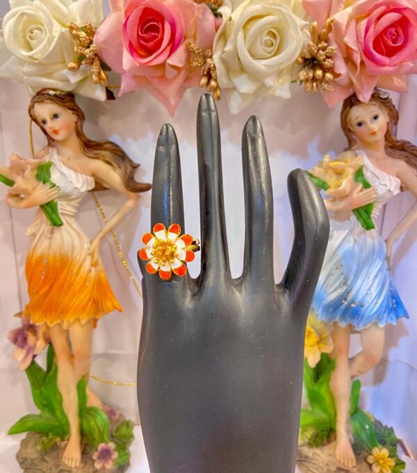 Minekari Floral Finger ring