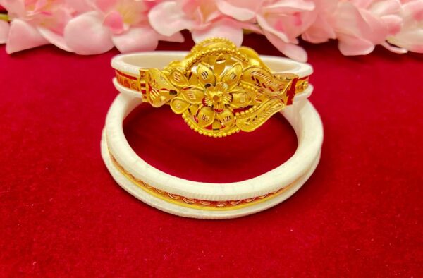 Dual petal bracelet original sankha