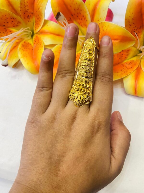 Bridal Catterpillar Gold replica Finger ring