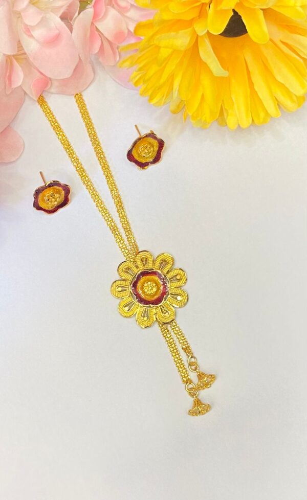 Small Buttercups Flower Tie set