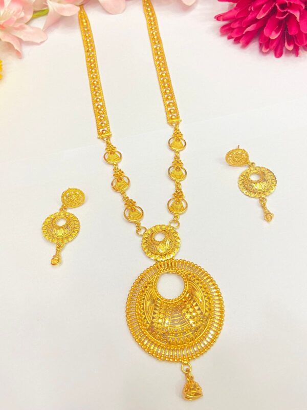 Gorgeous Circle with Flower Kolka Sitahar