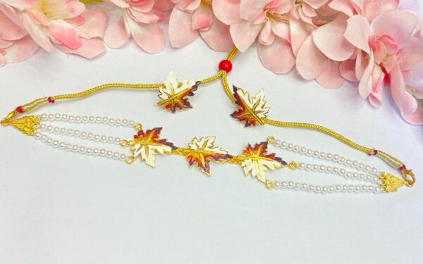 Maple Pearl Choker