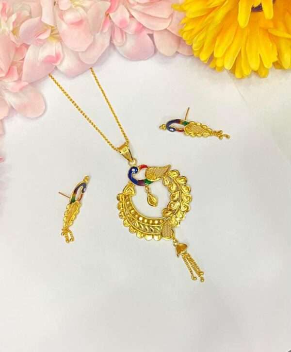 Peacock With Leafs motive Chain with pendant and ear set (Minekari)