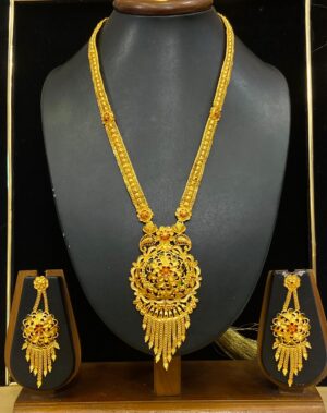 Beauty on Gold !! The perfect Gold replica Sitahar