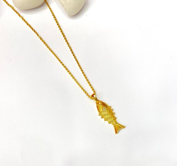 Fish chain pendant
