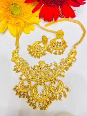 Gold replica Antique style Long necklace