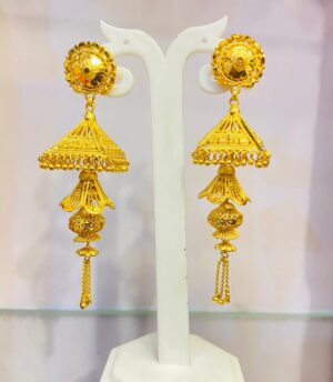Medium multilayer jhumka