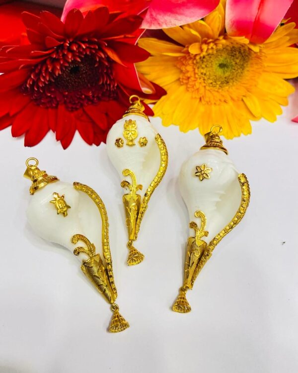 Shankho  pendant