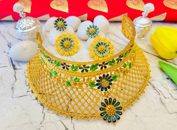 Stylish gold plated minekari bridal necklace