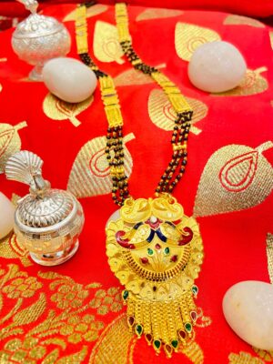 Avaana pendant mangalsutra