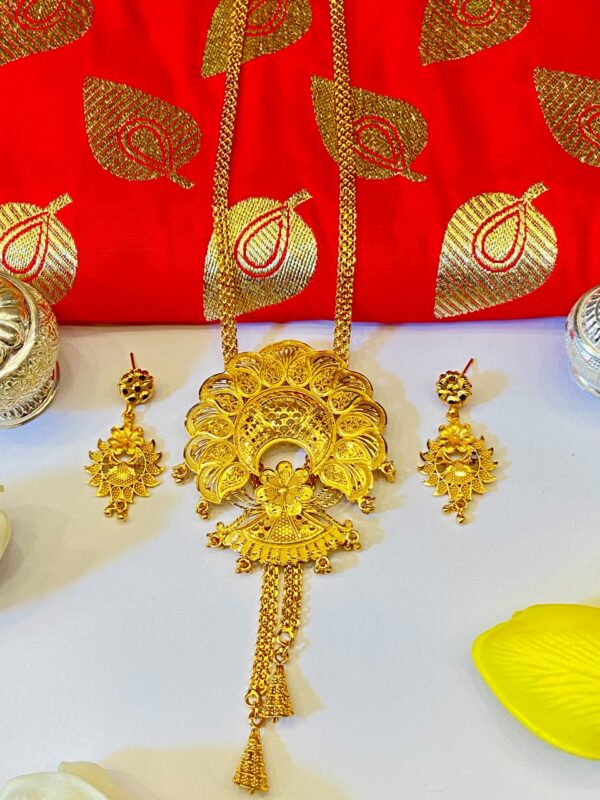 Sunflower pendant Tie Set