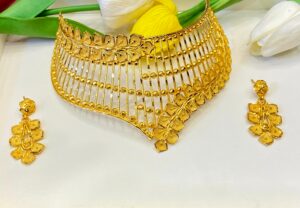 Stylish gold plated  bridal necklace