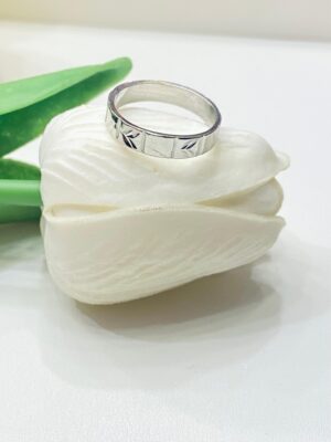 92.5 Silver CrossLock Thumb ring