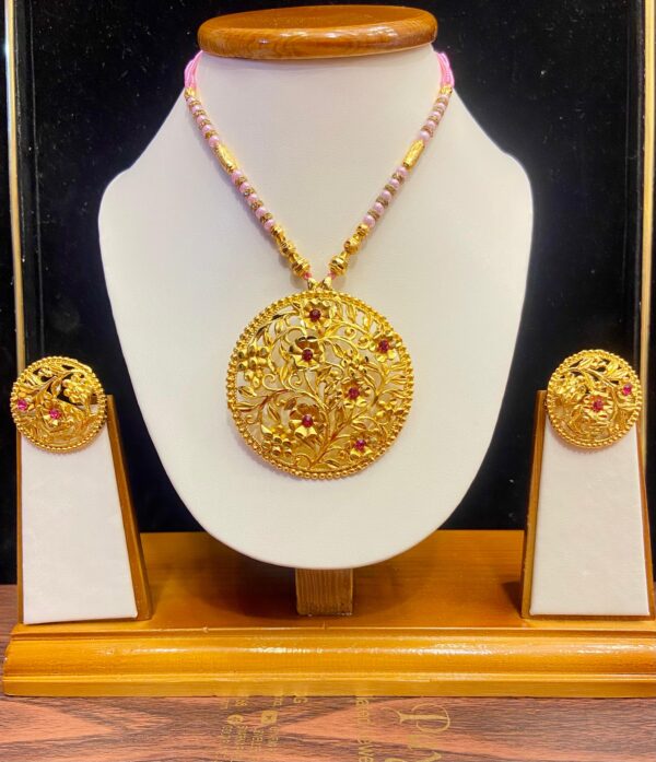 Chakra pendant and ear set