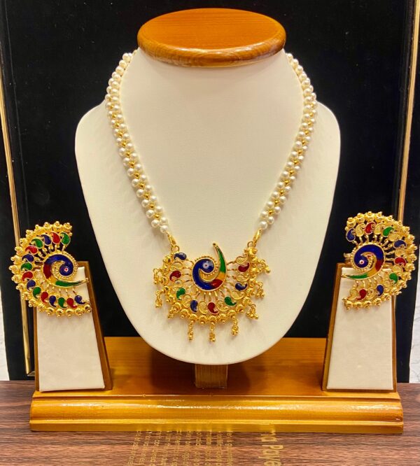 Exclusive Kaan designer minekari pendant and ear set
