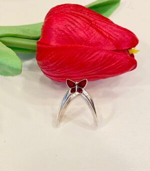 92.5 Silver RedButter V finger ring