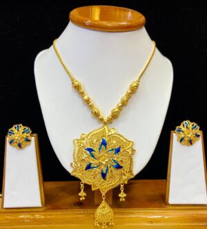 Albatross pendant Long Har