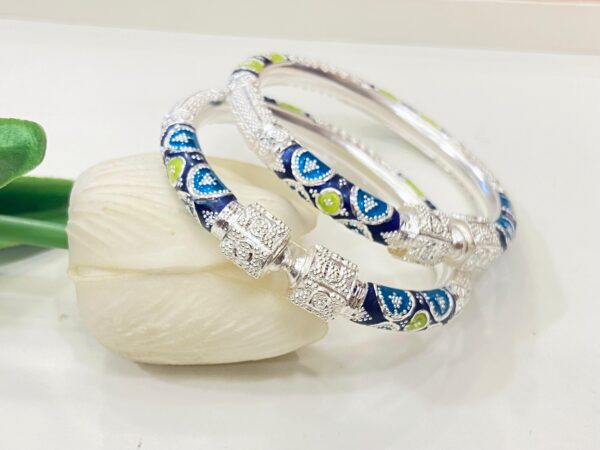 92.5 Pure Silver DiamondGlassMukh Monipuri Bala (Pair)