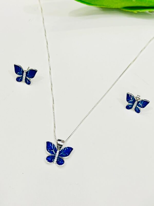 92.5 Pure Silver FlyingBlueButter Pendant With Tops (without chain)