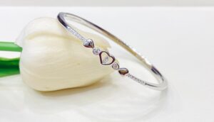 92.5 Pure Silver Love Motive Adjustable  Bracelet