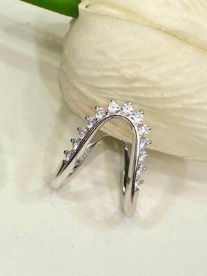 92.5 Silver V finger ring Stony U