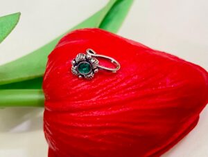 92.5 Hallmark Silver GreenMiniKite NosePin