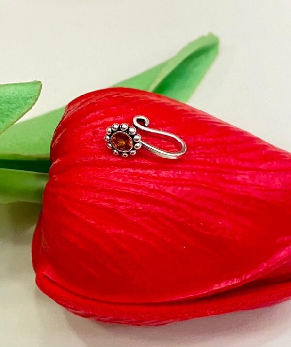 92.5 Hallmark Silver Red Romeo NosePin