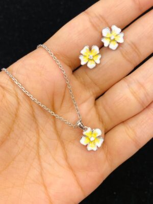 92.5 Pure Silver YellowFlora Pendant With Tops with chain