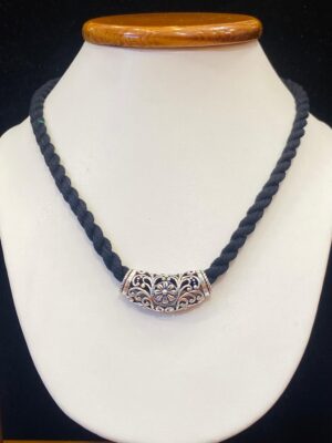 92.5 Pure Silver GreyCurvedArrow Pendant with rope tarsel (out of stock)