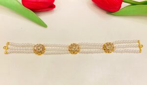 Multi stone flower with pearl belt choker (with Tops)