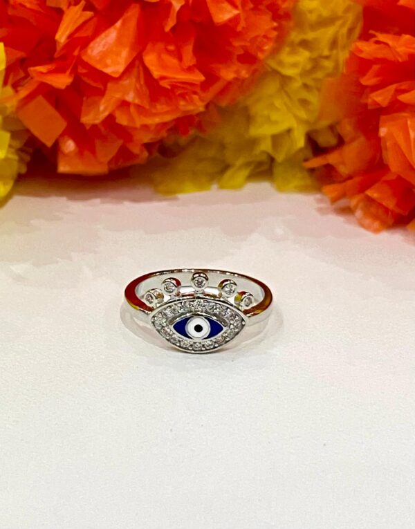 92.5 Silver CrownEye finger ring (size )