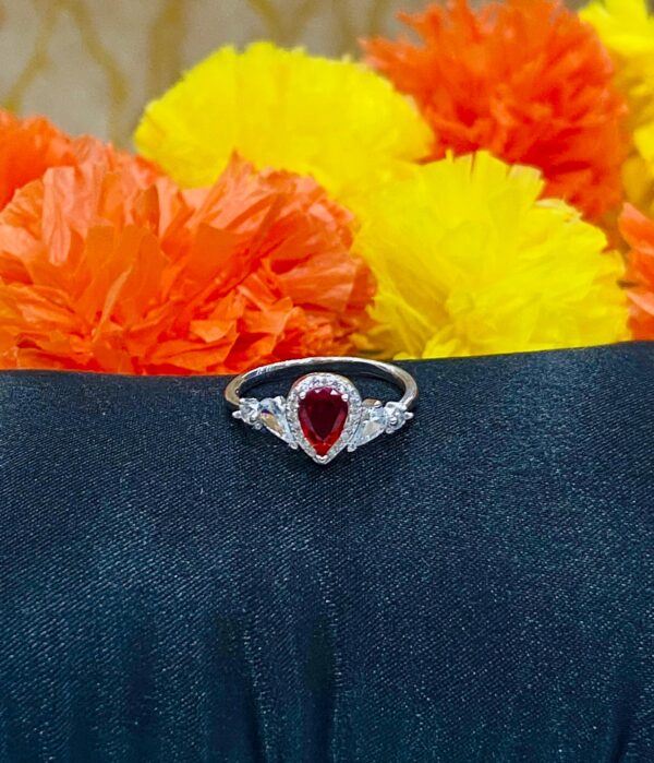 92.5 Silver RedDrop finger ring (size )