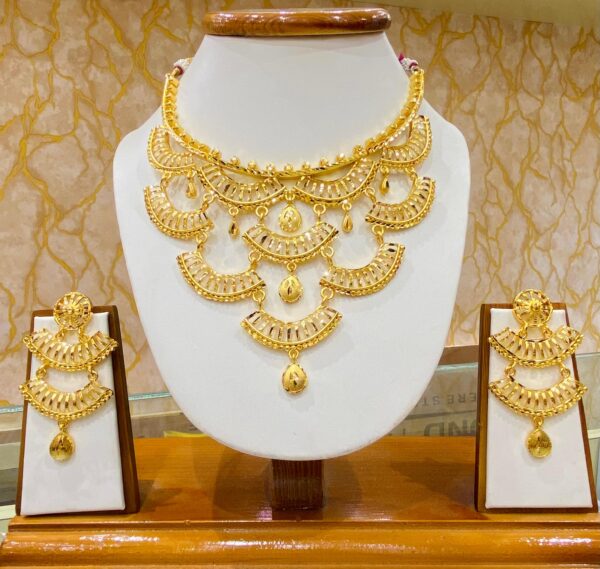 Dazzling Necklace