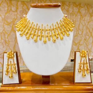 The Exclusive Stripe Necklace