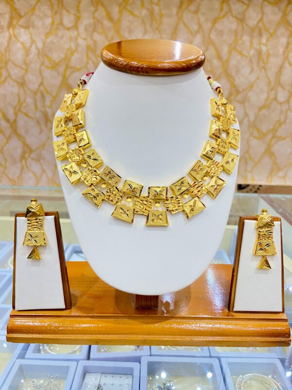 Stylish Multi Box Necklace