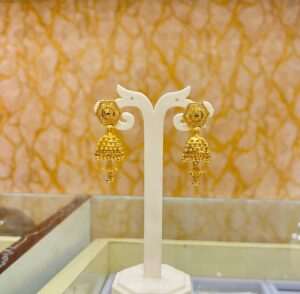 Hexa Box medium Jhumka