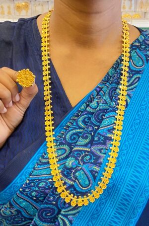 Multi Rose Mop Chain With Earrings