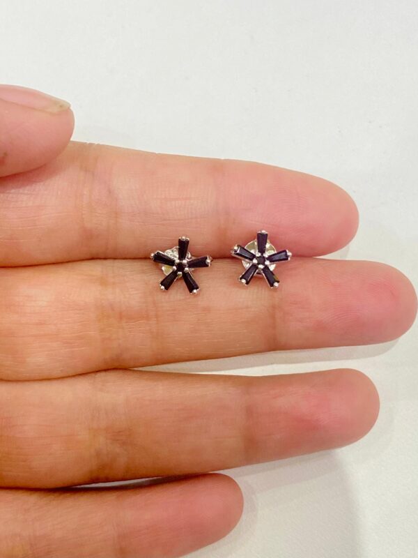 92.5 Pure Silver Black Stone Flower Earrings