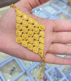 Circle Drop Design Mantasha