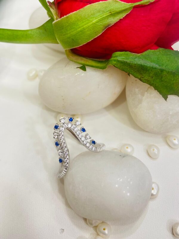 92.5 Silver Blue Stone Dot V Finger Ring