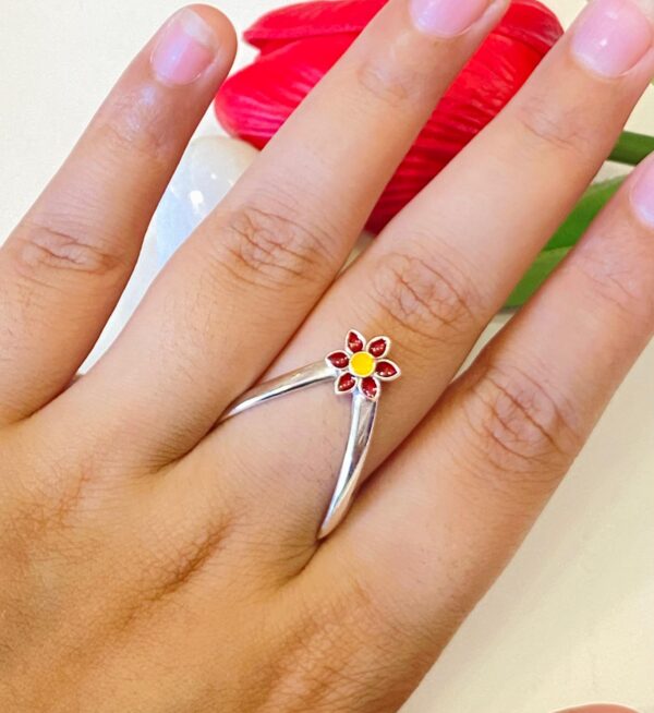 92.5 Silver Red Yellow Heaven Floral V Finger Ring