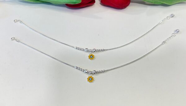 92.5 Hallmark Silver Yellow Floral Gorgeous Payal