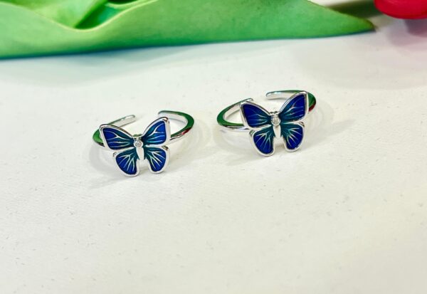 92.5 Pure Silver Stylish Blue Butterfly Toe Ring (Pair)