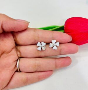 92.5 pure Silver White Flower Stone Tops
