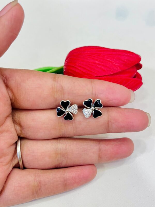 92.5 pure Silver Black Flower Stone Tops